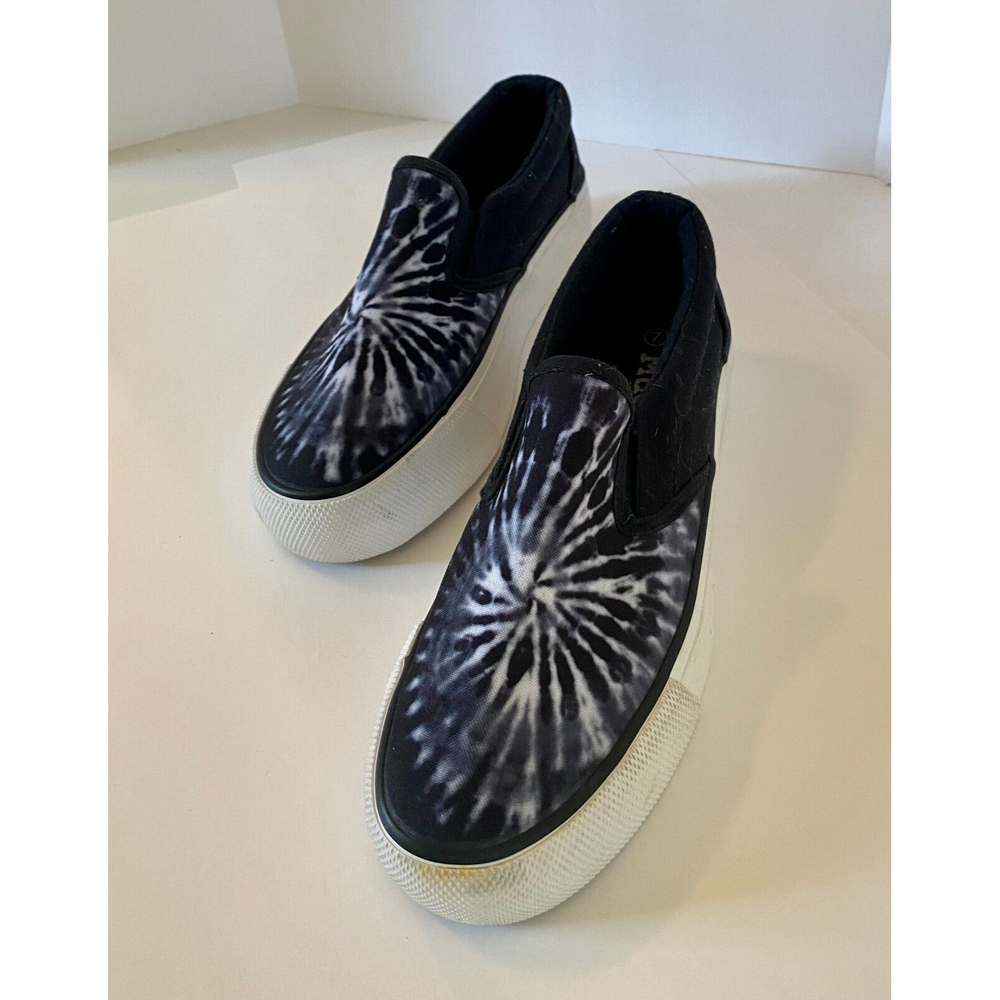 Mudd Poppy Slip On Black Tie Dye Size 7 Shoes Black Tie Dye - Picture 7 of 9
